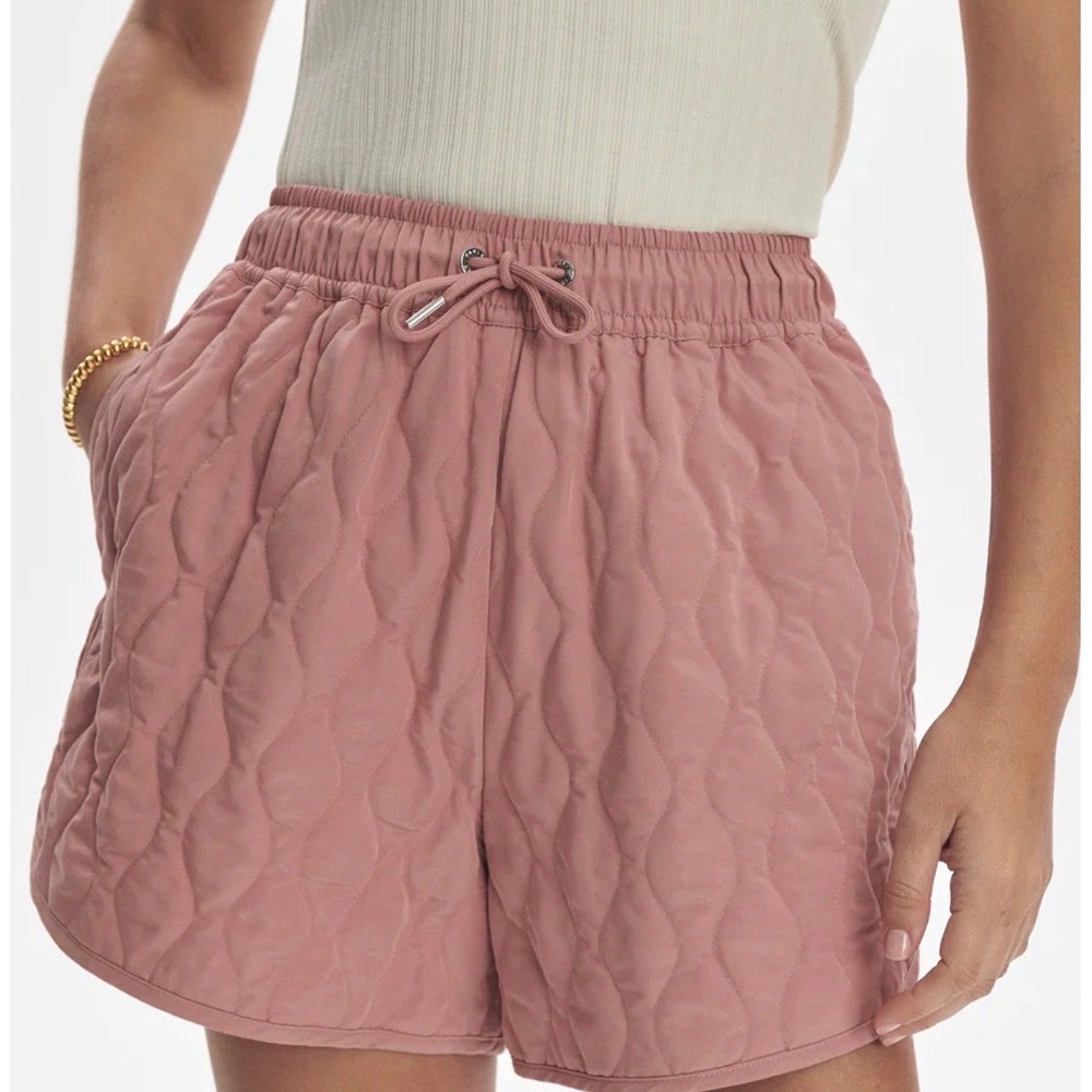 NEW Varley Catrine Quilted Shorts Rose Womens Size S VAR02585 Sporty Chic Lounge